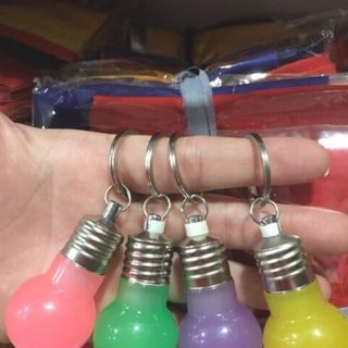Móc khóa bóng đèn nhiều màu 8k