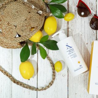 Combo Lotion dưỡng body ban ngày và đêm Leenhu 400ml