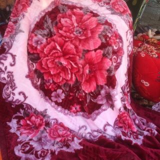 chăn 4kg kim tuyến (đủ kg việt nam)