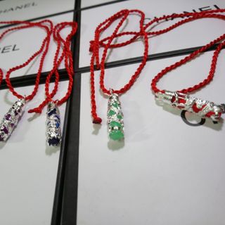 Dây chuyền mặt đá siêu sang trọng