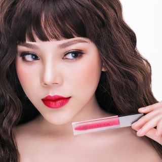 Son kem Huyền Phi