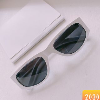 MẮT KÍNH 2030B