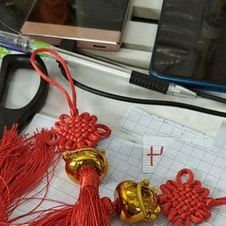 Dây treo phong thủy mèo may mắn 10k