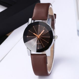 Đồng hồ rất nhiều mẫu mới 55k