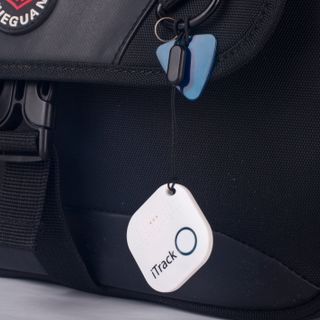 Móc khóa thông minh iTrack2