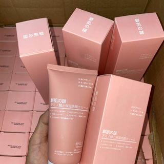 Sữa rửa mặt nhau thai cừu