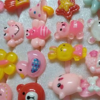 Nhẫn đeo tay đủ mẫu 1k8
