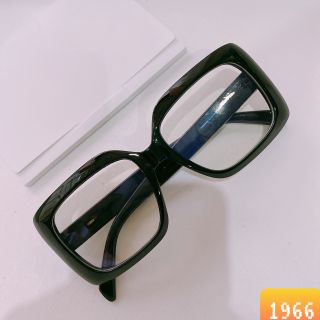 MẮT KÍNH 1966A