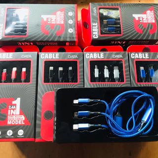 Cáp sạc 3 đầu hộp đẹp