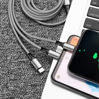 Cáp sạc 3 đầu hộp đẹp