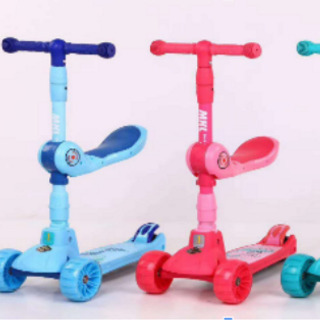 Scooter cao cấp có nhạc, có đèn 2 trong 1 (818)
