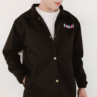 Áo khoác Cổ bẻ KAWAI in KTS