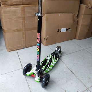 Scooter Cao Cấp Sơn Xịt 2865-Y