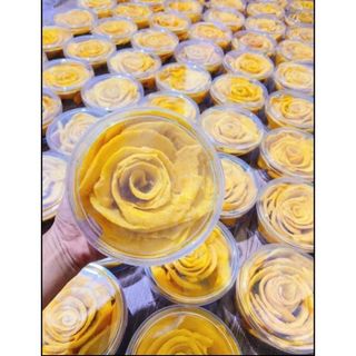 Xoài sấy dẻo xếp hoa (hũ 500g)