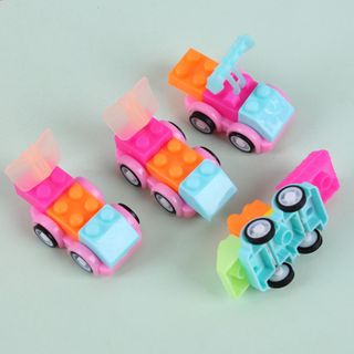 Xe lắp ráp xinh