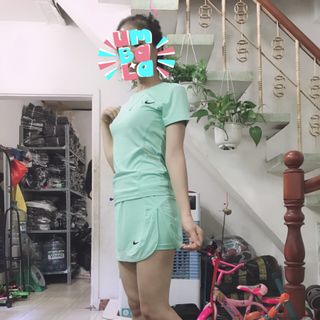 BỘ THỂ THAO NỮ ÁO VÁY