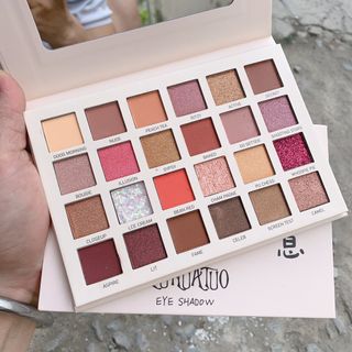 Phấn mắt 24 ô nội địa trung