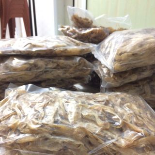 Khô nhà làm ( khô móng tay ngon ngọt như mực khô)