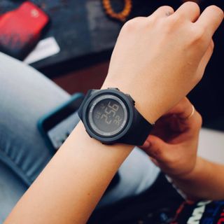 Đồng hồ điện tử diray chống nước 100%
