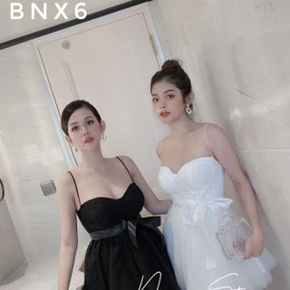 Váy ren xòe ngắn