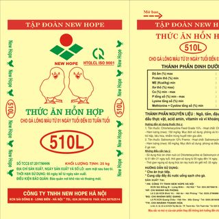 Thức ăn hỗn hợp cho gà lông màu