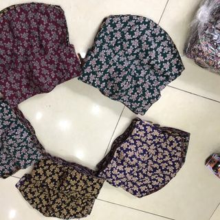 Khẩu trang vải các loại