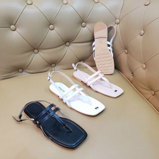 Sandal bệt sỉ 35 k