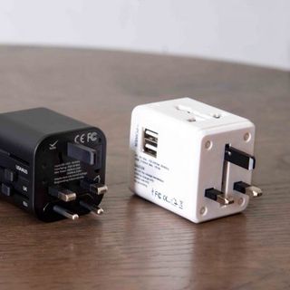 UNIVERSAL ADAPTER SẠC DU LỊCH ĐA NĂNG