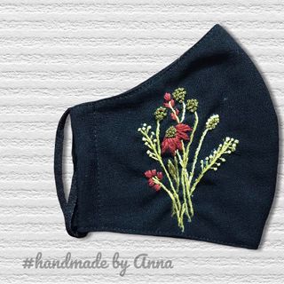 Khẩu trang thêu tay vải linen AN02