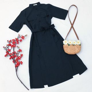 Đầm Suông Dài Đen Nút Bọc