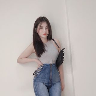 Jean Nữ 9 Tấc Xích Vàng