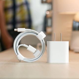 CỦ SẠC NHANH 20W DÀNH CHO TẤT CẢ CÁC THIẾT BỊ