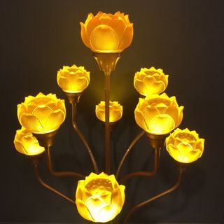 Đèn thờ thủy lưu ly đẹp, đôi đèn hoa sen thờ thủy lưu li 9 bông tốt, tinh xảo