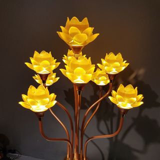 Đèn thờ thủy lưu ly đẹp, đôi đèn hoa sen thờ thủy lưu li 9 bông tốt, tinh xảo