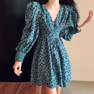 ĐẦM XOÈ HOA XANH TAY DÀI BO THUN - DT1432