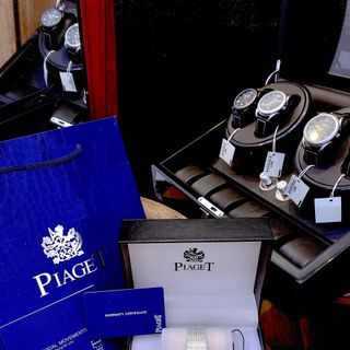 Đồng hồ nữ PIAGETT FULL DIAMOND PA.74