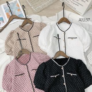 Áo gấm tay phồng 2 túi nút ngọc