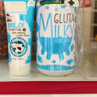 Sữa tắm trắng Gluta Milk 800ml tặng sữa rửa mặt 190g giá sỉ
