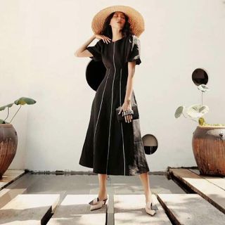 ĐẦM MIDI VIỀN TAY PHỒNG
