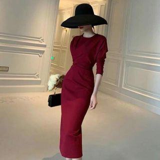 ĐẦM BODY CỘT XOẮN EO