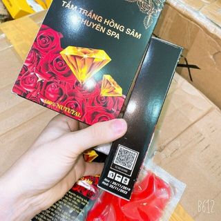 Hộp tắm trắng