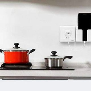 KỆ DÁN TƯỜNG ĐỂ REMOTE , GIÁ ĐỠ ĐIỆN THOẠI