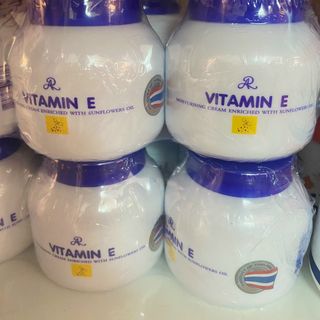 Kem dưỡng vitamin E giá sỉ