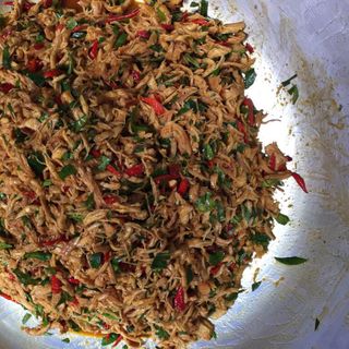 KHÔ GÀ LÁ CHANH - 500GR -
