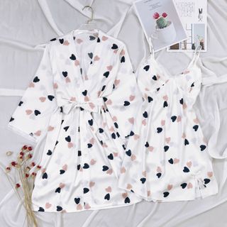 Đồ ngủ sét 2 món váy kèm choàng Tim chất lụa Quảng Đông