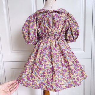Đầm hoa bé gái thiết kế
