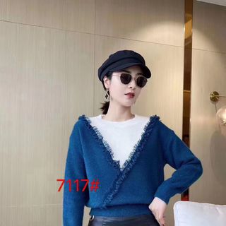 Áo len đông phối viền