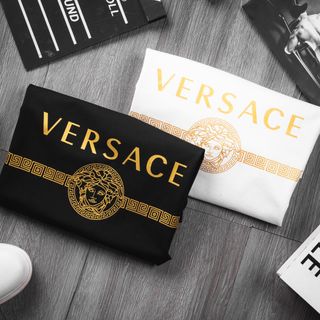 Áo thun V.E.R.S.A.C.E