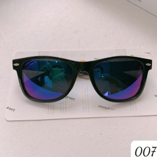 MẮT KÍNH 007
