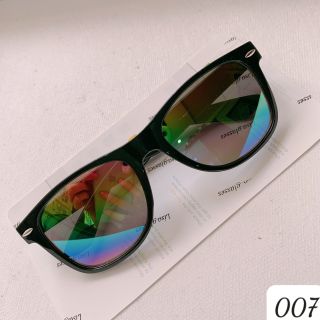 MẮT KÍNH 007
